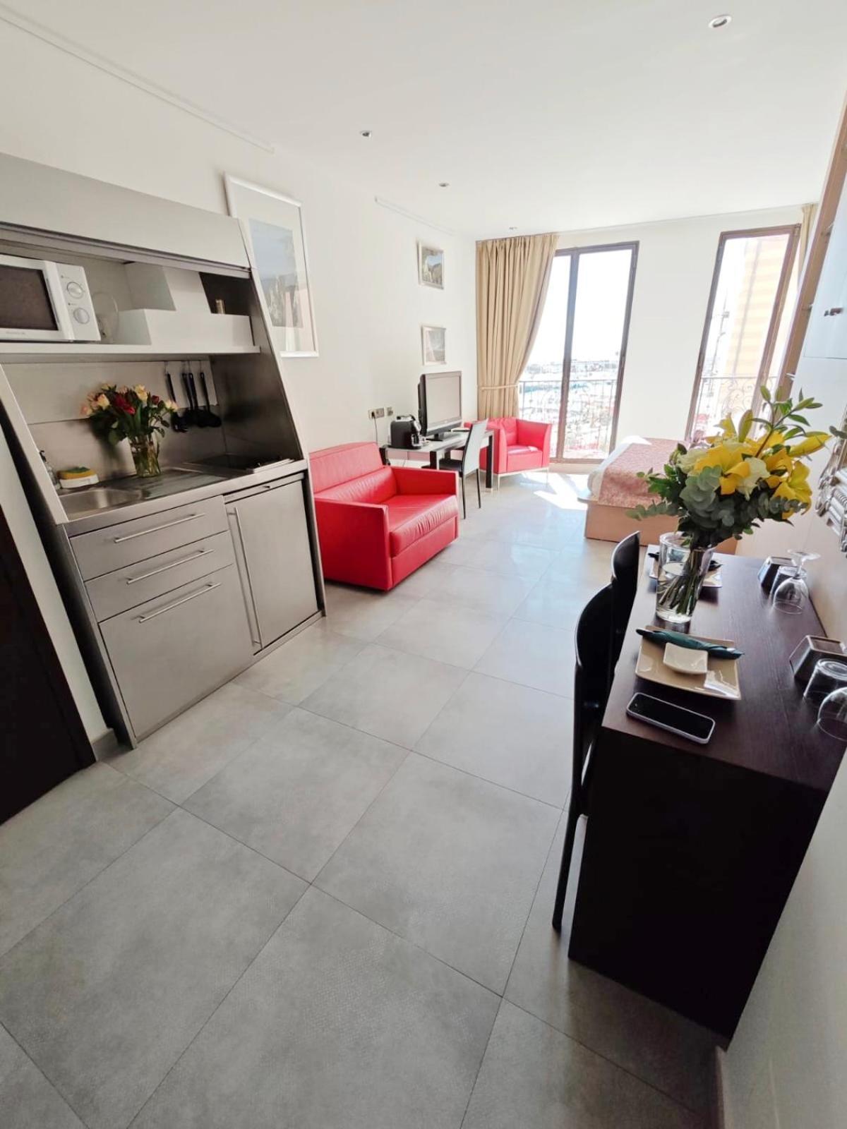 Cassis Loc - Chambre Meublee Екстер'єр фото