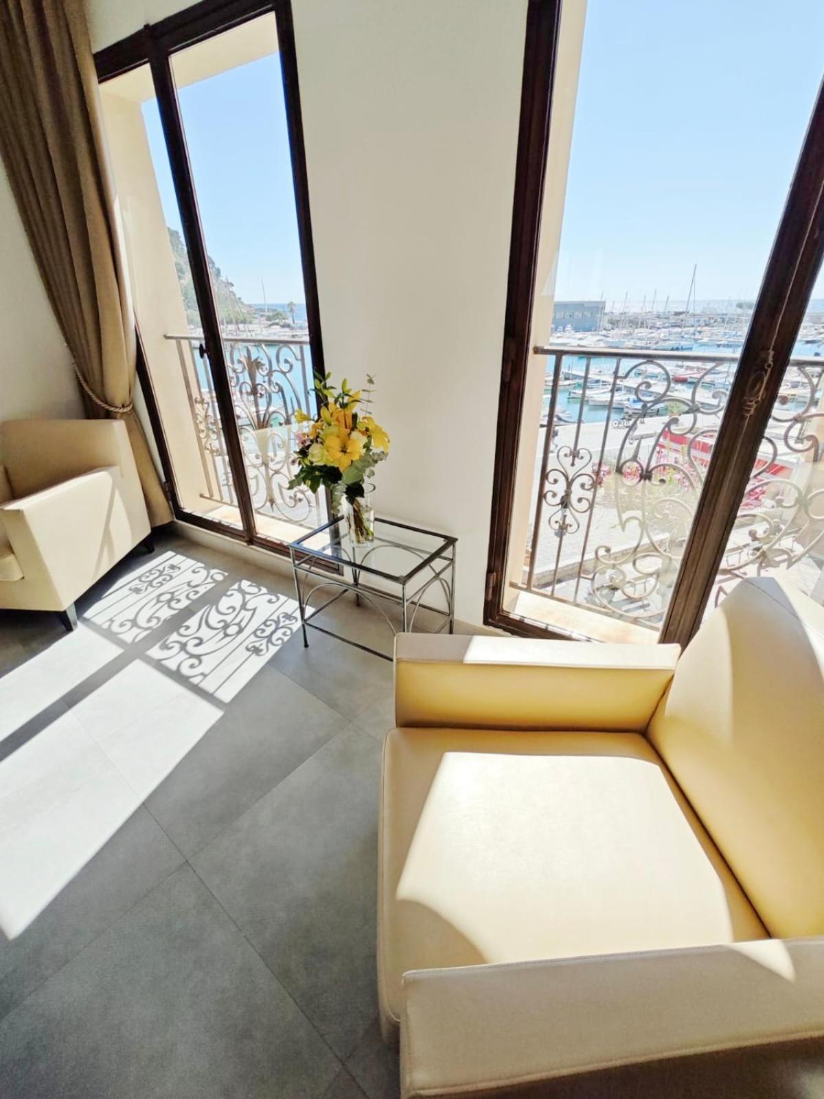 Cassis Loc - Chambre Meublee Екстер'єр фото